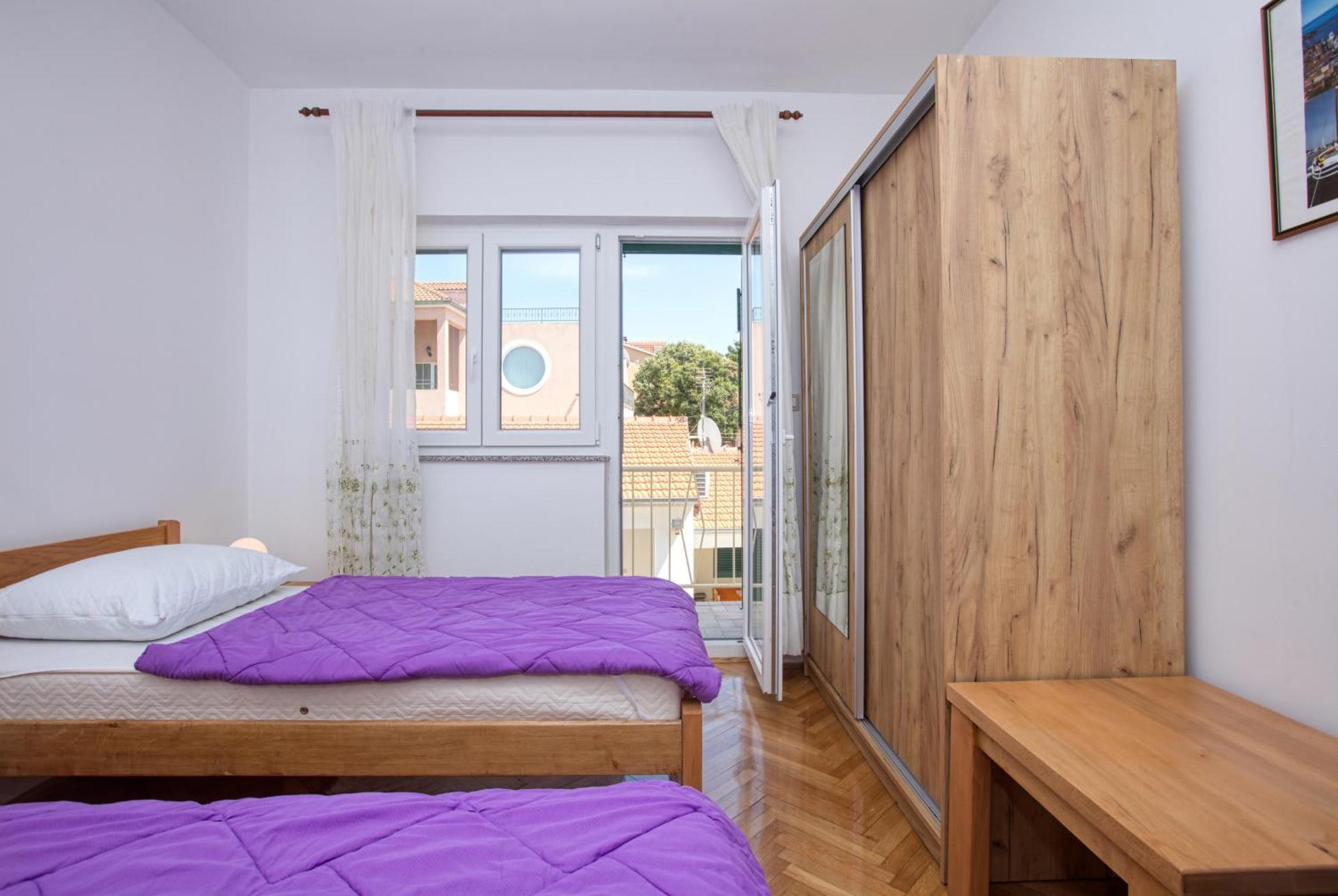 Family Friendly Seaside Apartments Brodarica, Sibenik - 4833 Brodarica  Zimmer foto
