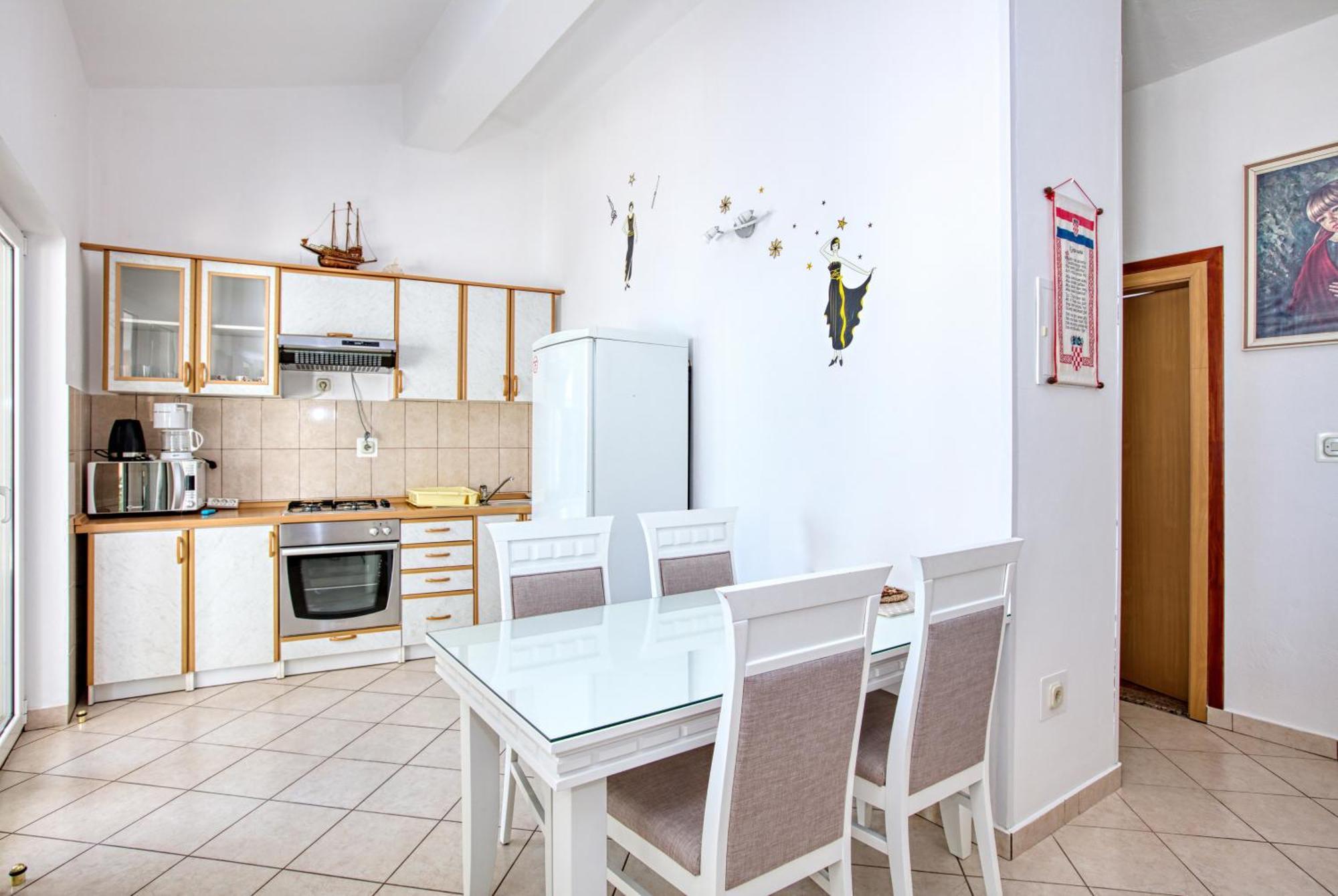 Family Friendly Seaside Apartments Brodarica, Sibenik - 4833 Brodarica  Zimmer foto