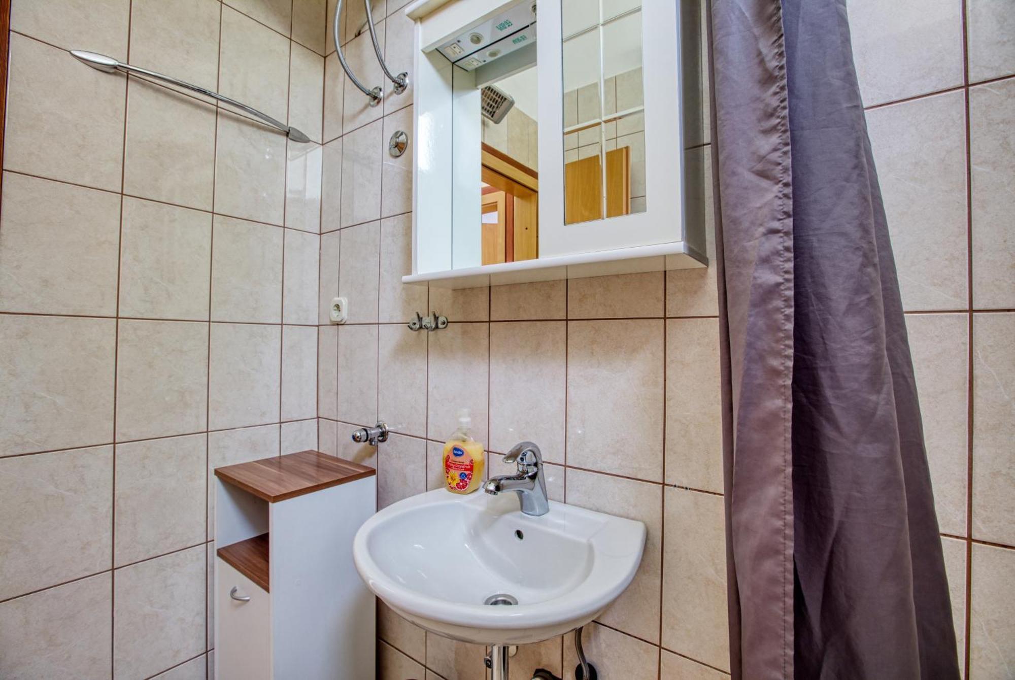 Family Friendly Seaside Apartments Brodarica, Sibenik - 4833 Brodarica  Zimmer foto